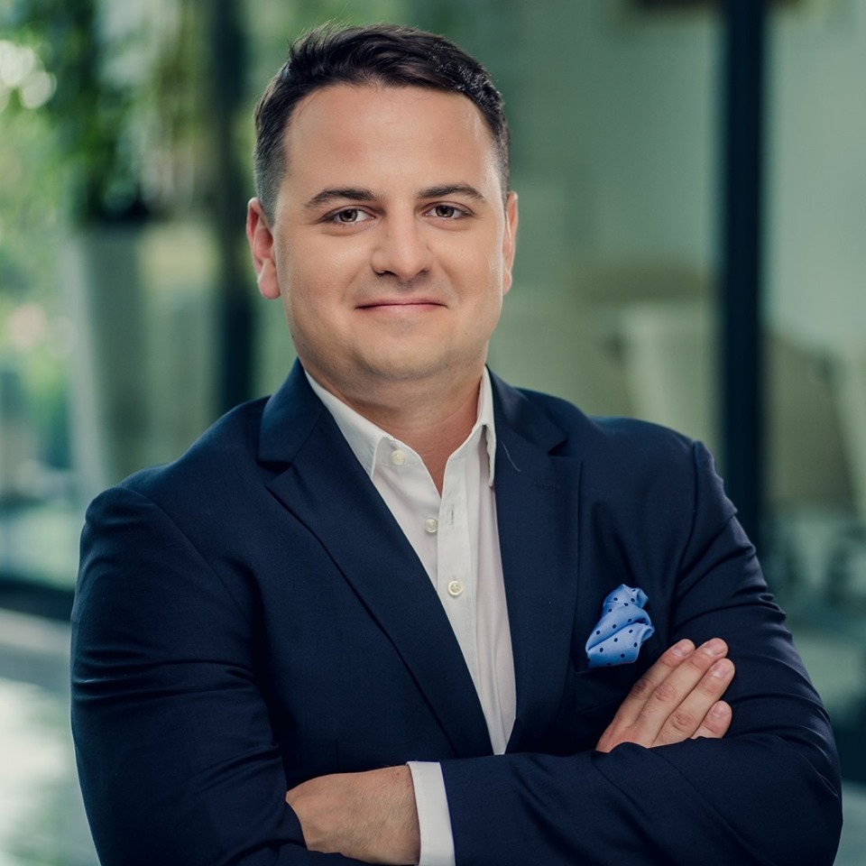 wiktor_biz